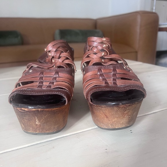 Rag and Bone Brown Leather and Wood Sandals - Picture 2 of 4